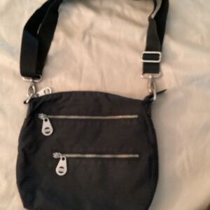 Black Crossbody Baggallini Triple Zipper Nylon Travel Bag Purse Shoulder Secure